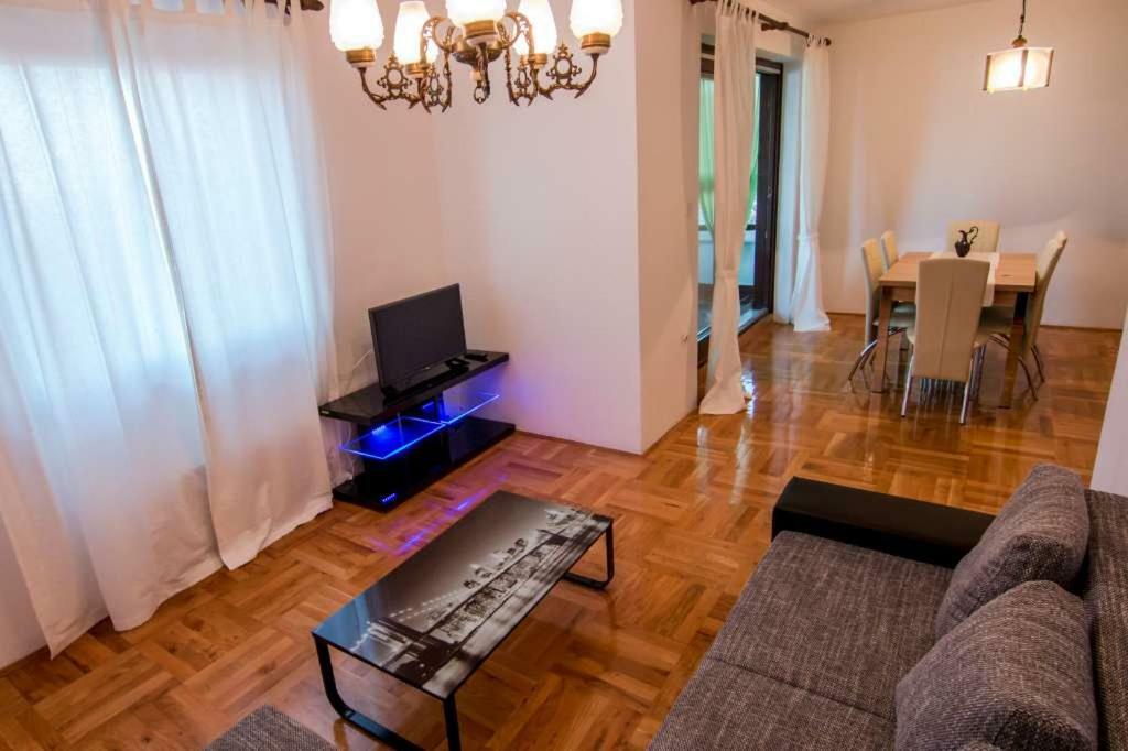 Sea View Apartment Mali Losinj Exterior photo